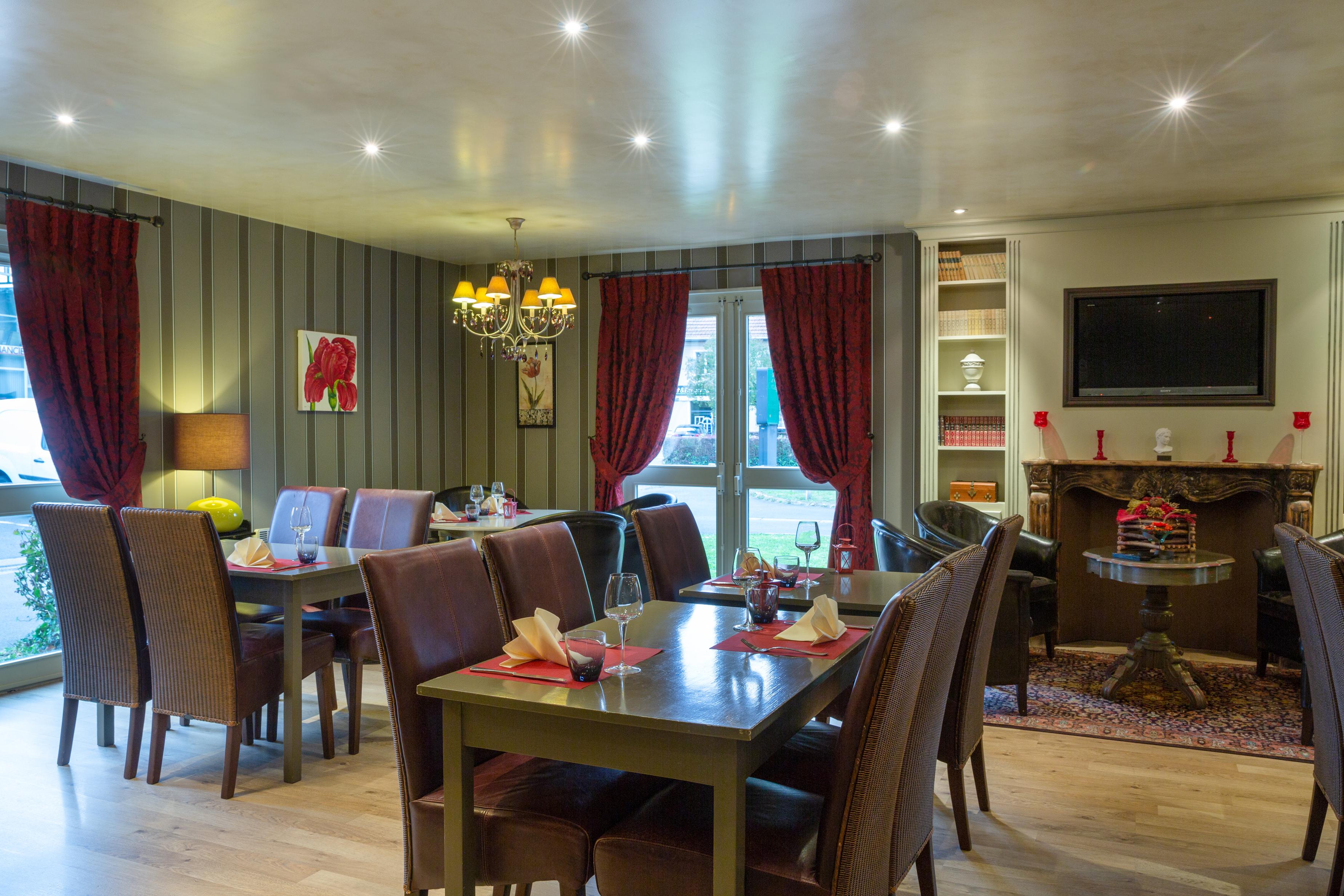 The Originals City, Le Cottage Hotel, Bruay-La-Buissiere Exterior foto